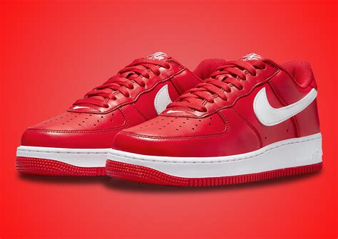 nike air force nike zeichen abziehen|Nike Air Force 1 red flag.